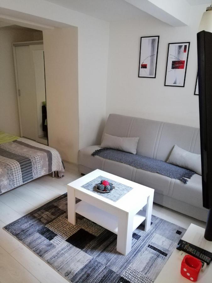 Studio Apartman Kocka Beograd Eksteriør bilde